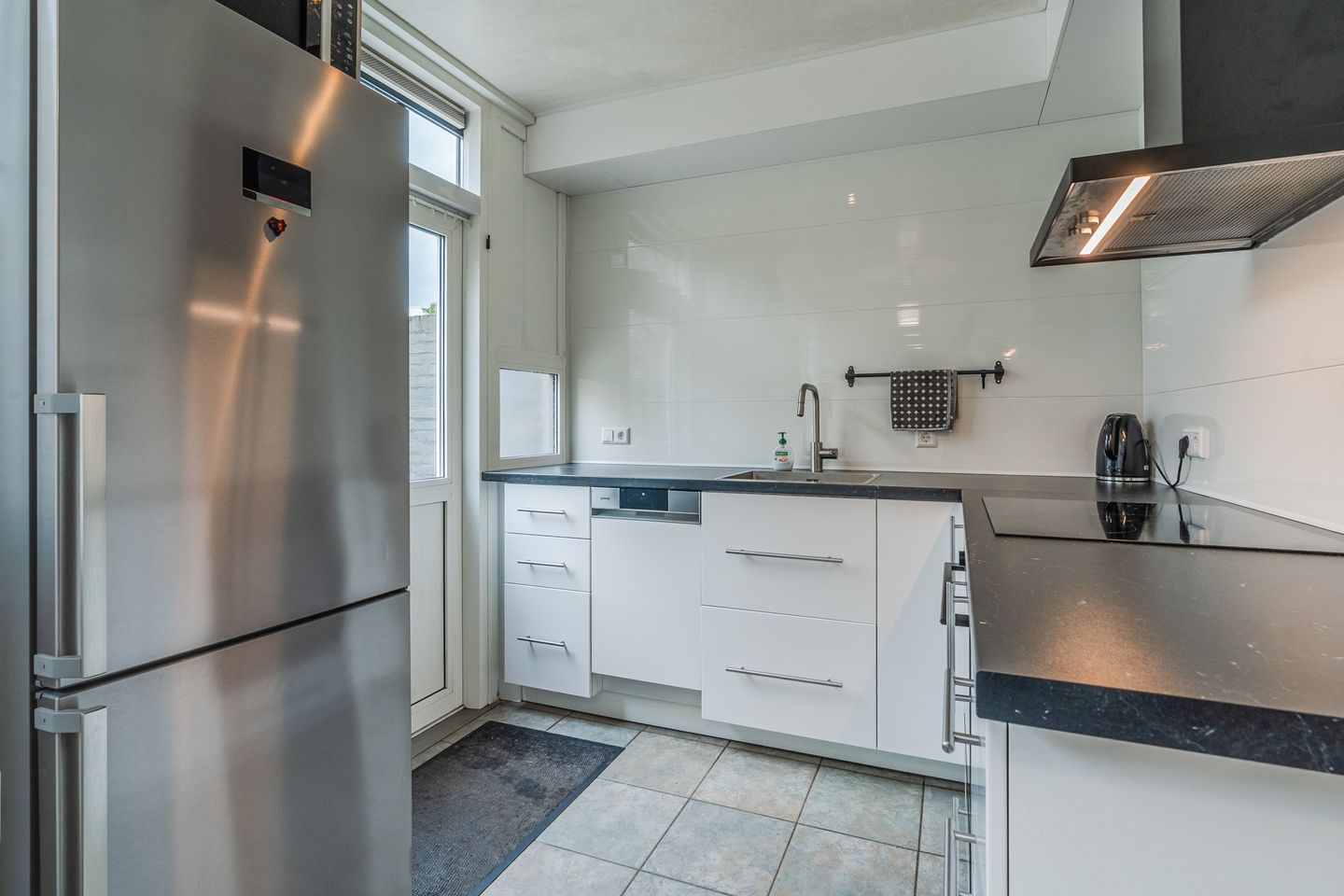 Foto 20 van Oldambtstraat 4