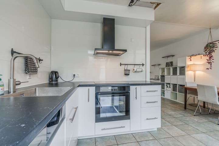 Photo 3 of Oldambtstraat 4