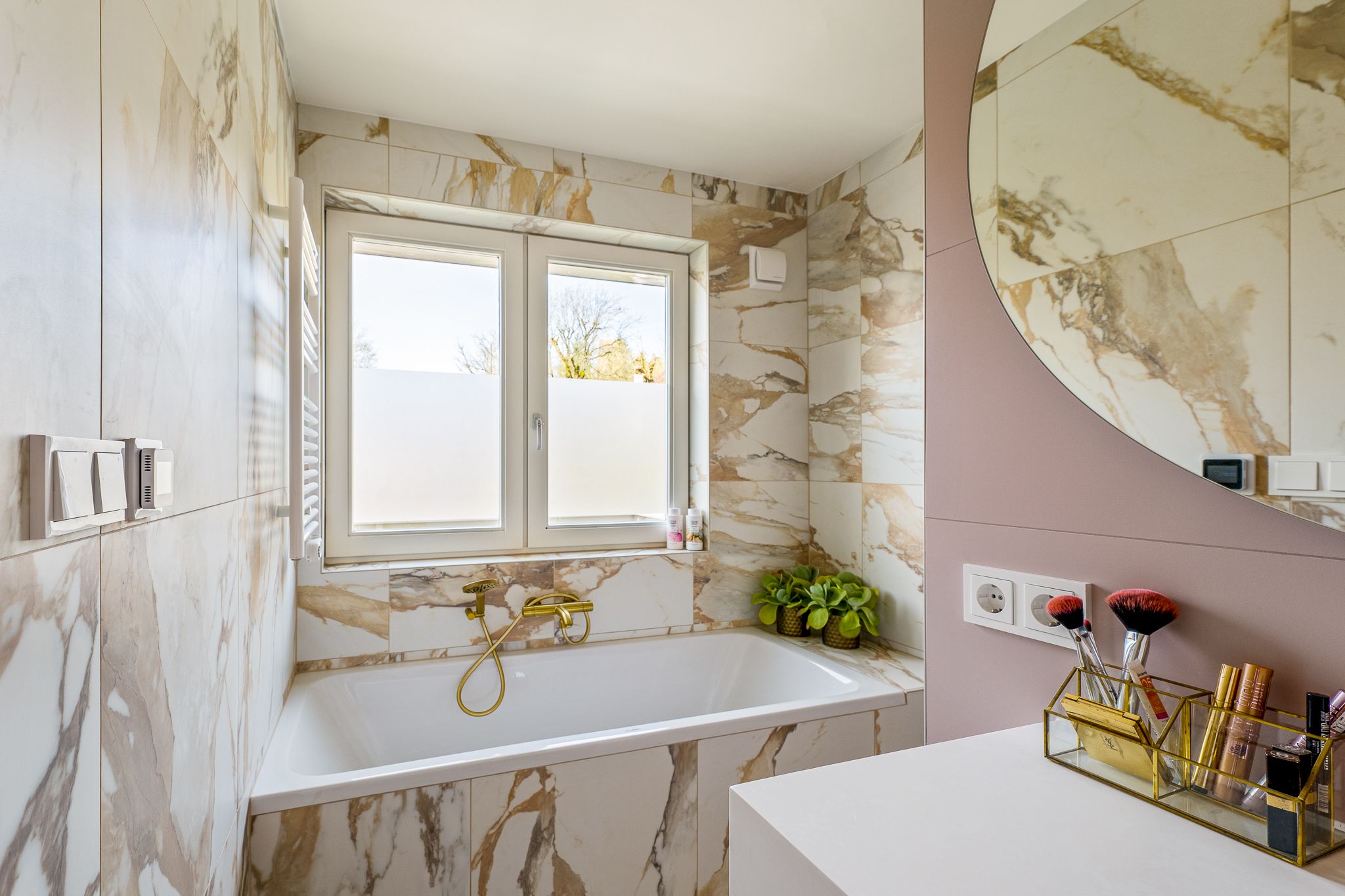 Foto 36 van Burgemeester Van Hellenberg Hubarlaan 15