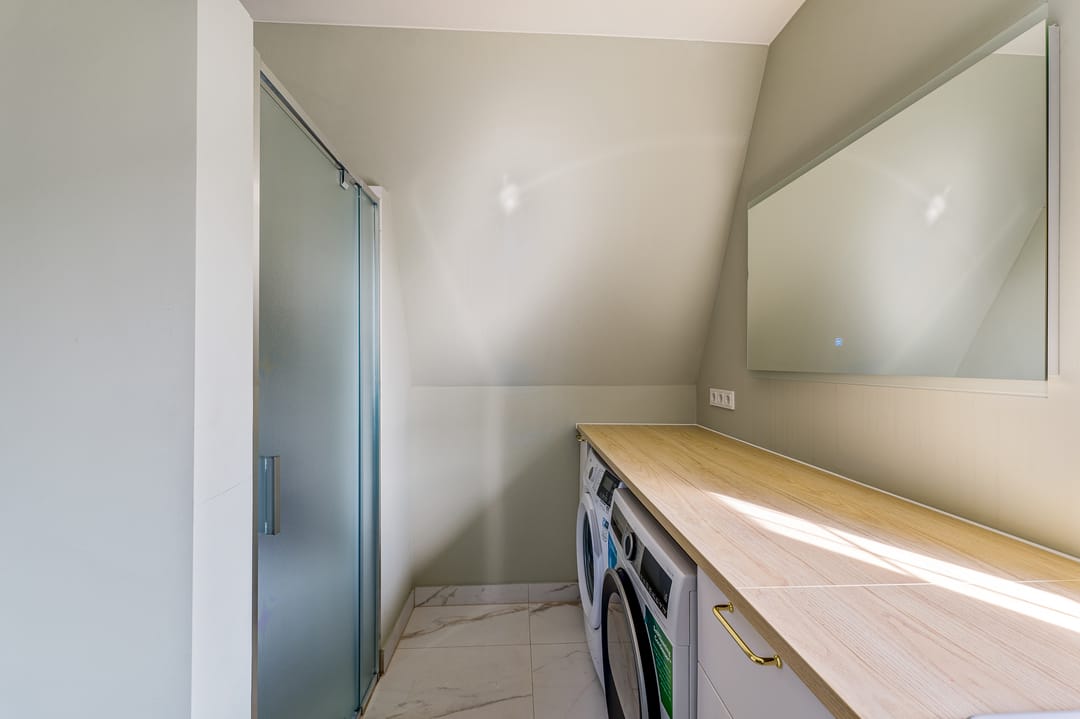 Foto 47 van Burgemeester Van Hellenberg Hubarlaan 15