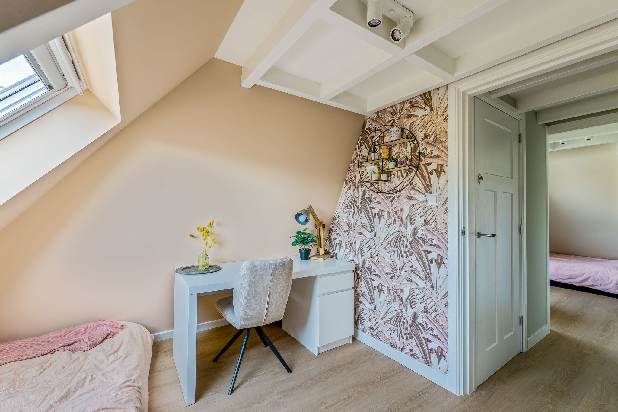 Foto 51 van Burgemeester Van Hellenberg Hubarlaan 15