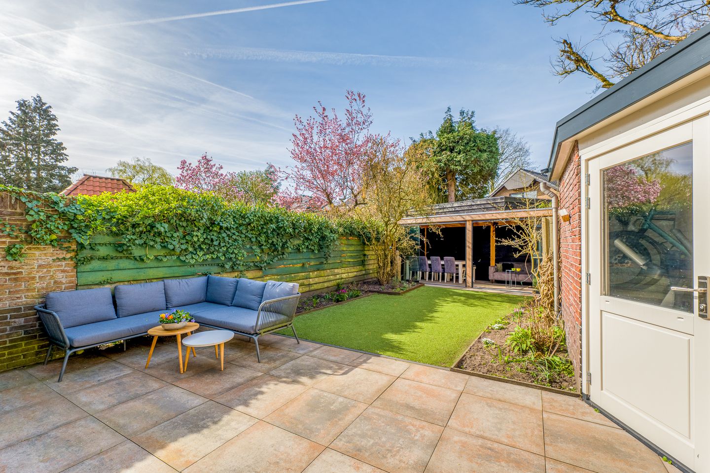 Foto 65 van Burgemeester Van Hellenberg Hubarlaan 15