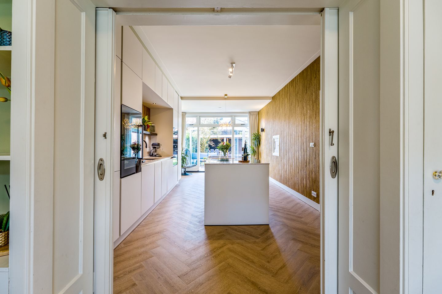 Foto 19 van Burgemeester Van Hellenberg Hubarlaan 15