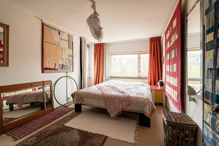 Photo 5 of Terworm 8