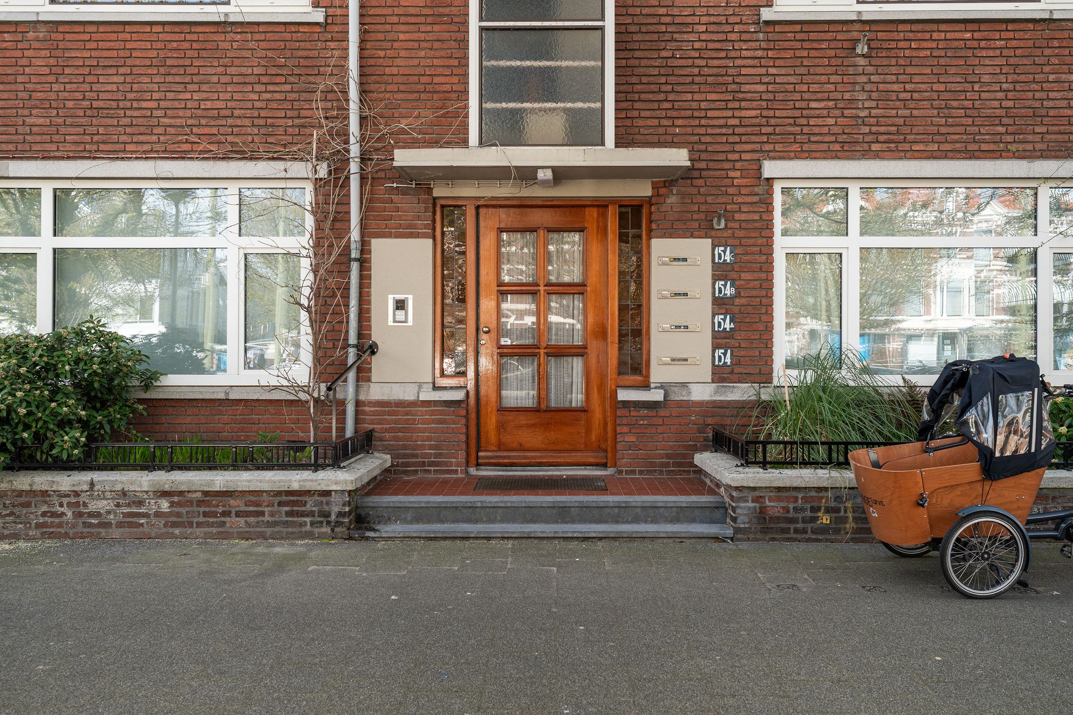 Foto 42 van Koningin Emmakade 154-B