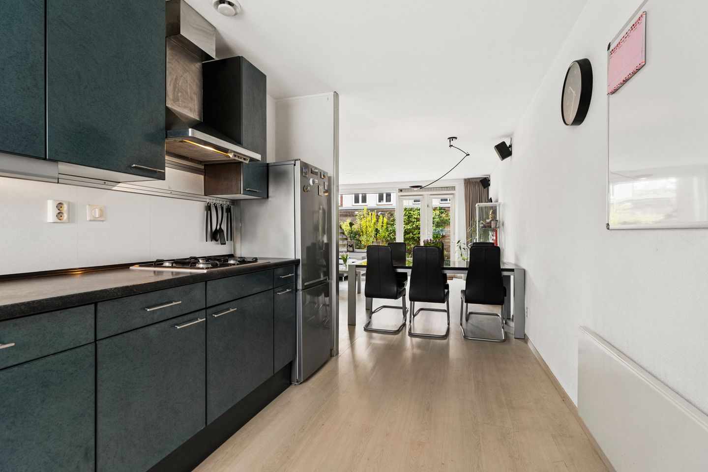 Photo 10 of Emily Brontësingel 14