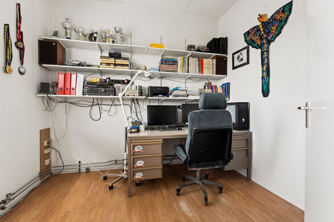 Photo 26 of Emily Brontësingel 14