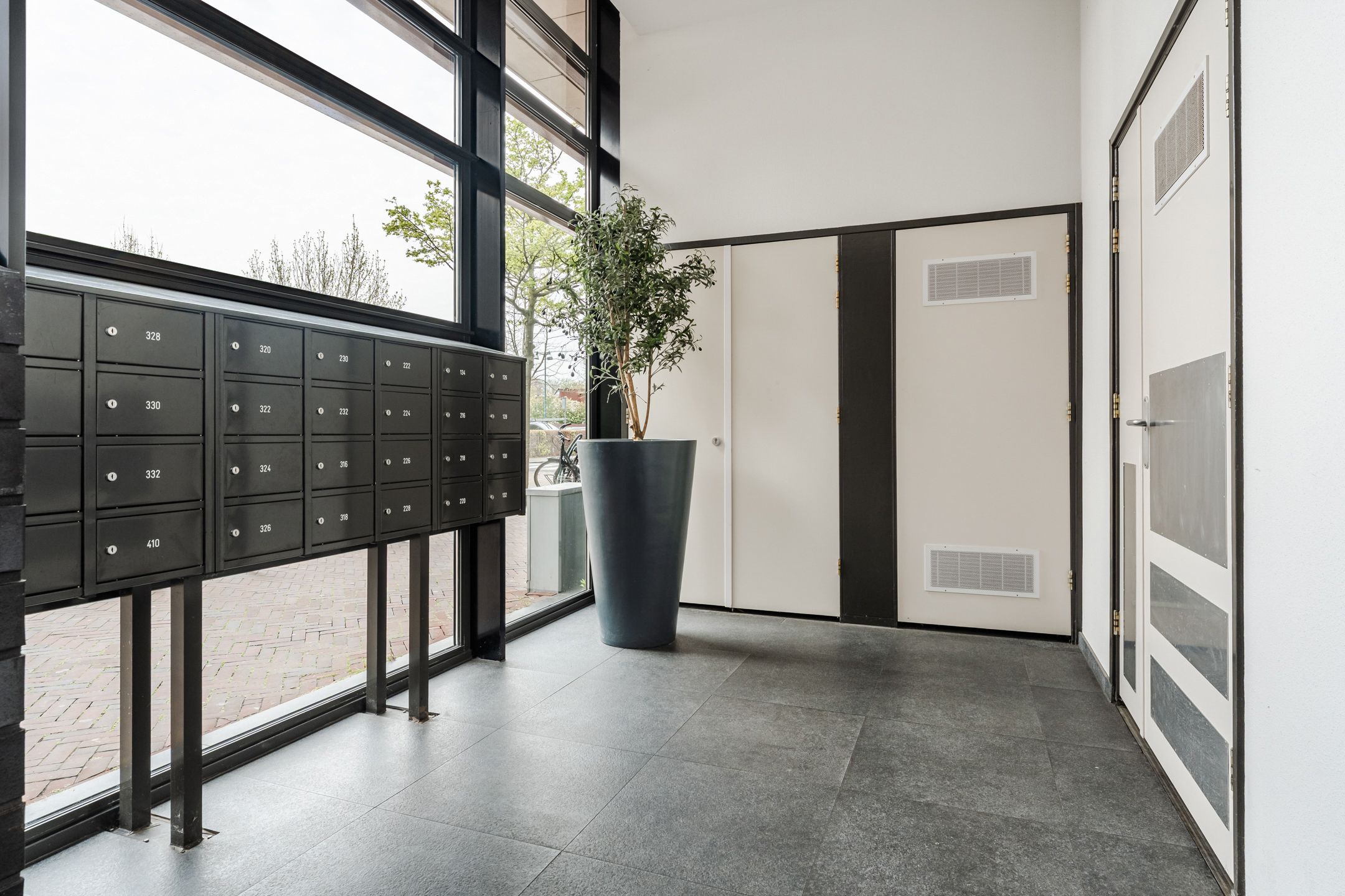 Foto 6 van Ommevoort 216