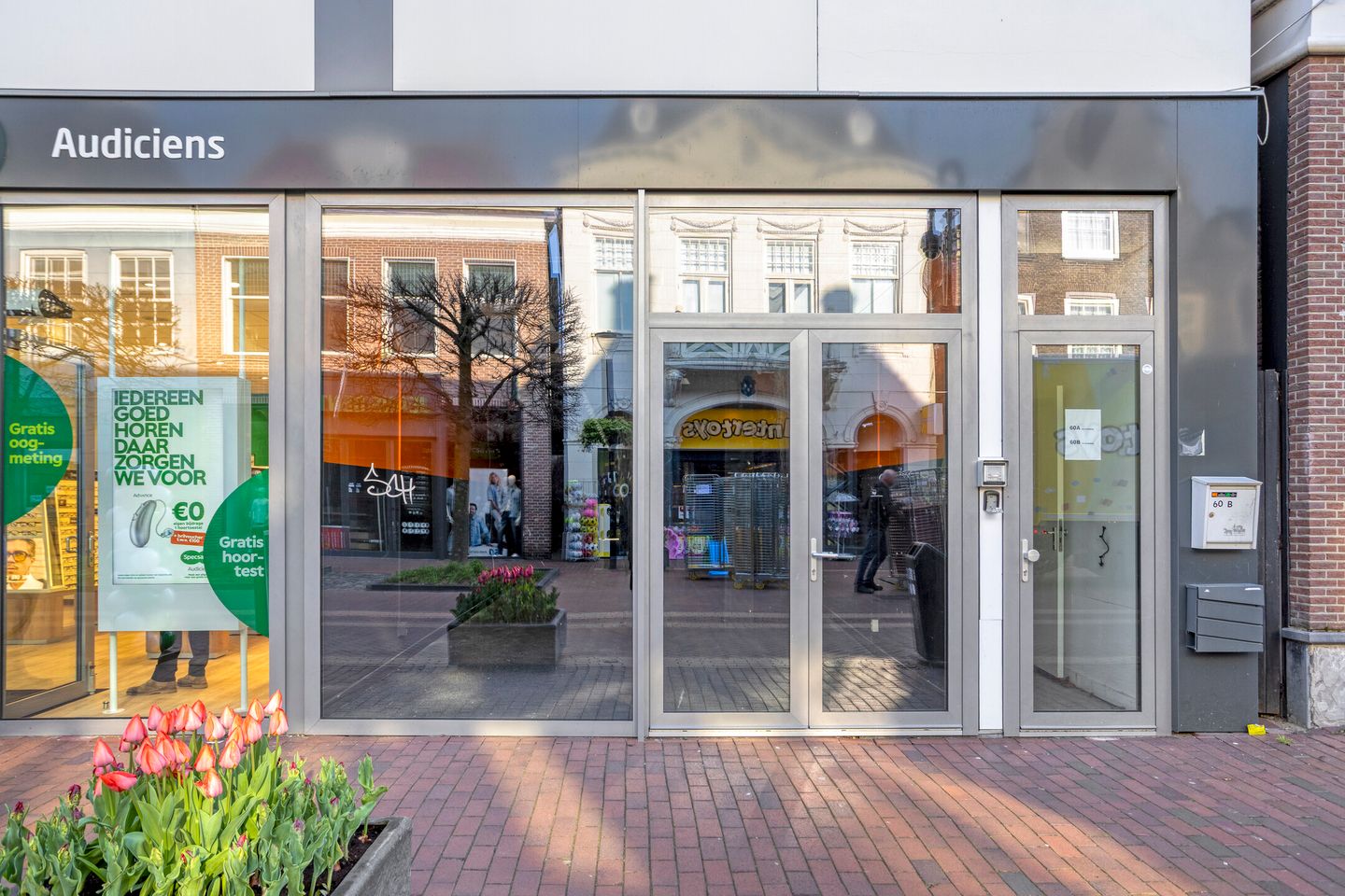 Bekijk foto 2 van Grotestraat 60