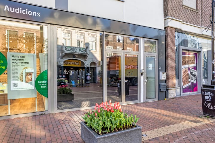 Grotestraat 60, Almelo