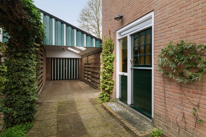 Foto 4 van Nieuwe Veldjes 24-B