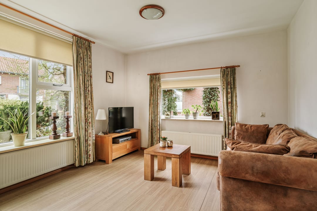 Foto 8 van Nieuwe Veldjes 24-B