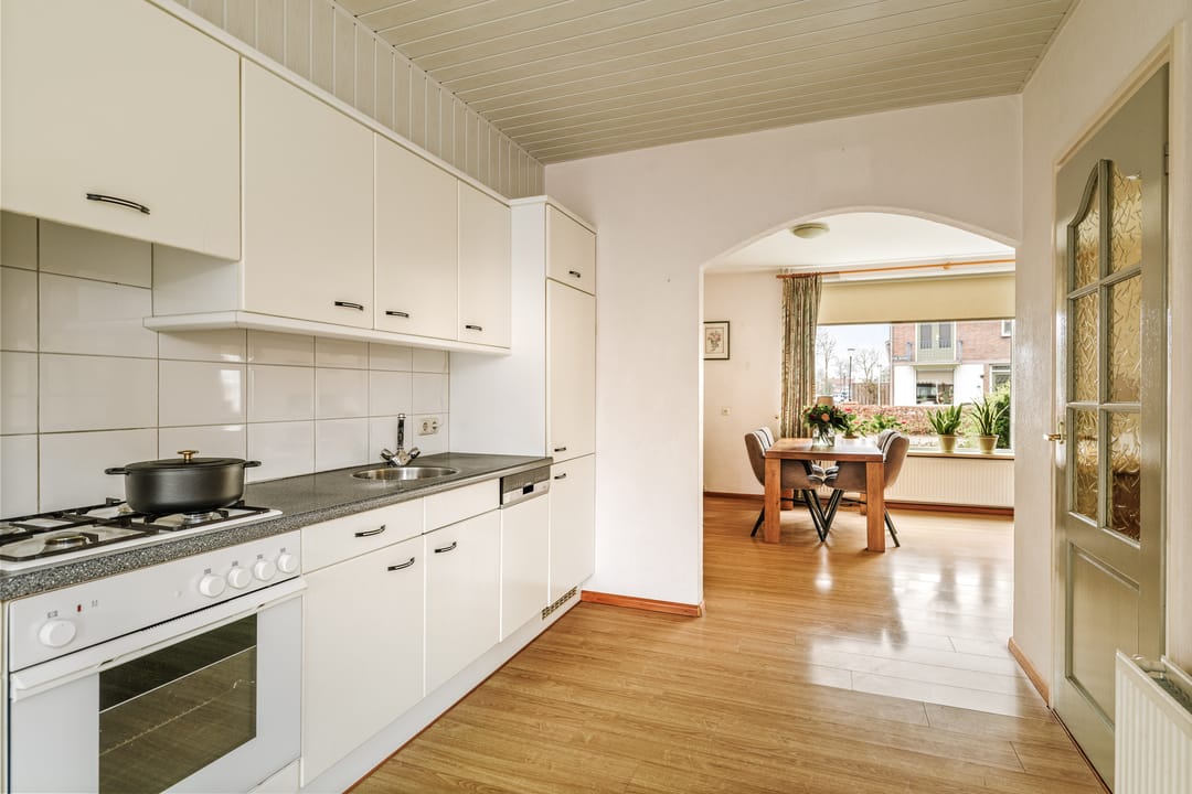 Foto 11 van Nieuwe Veldjes 24-B