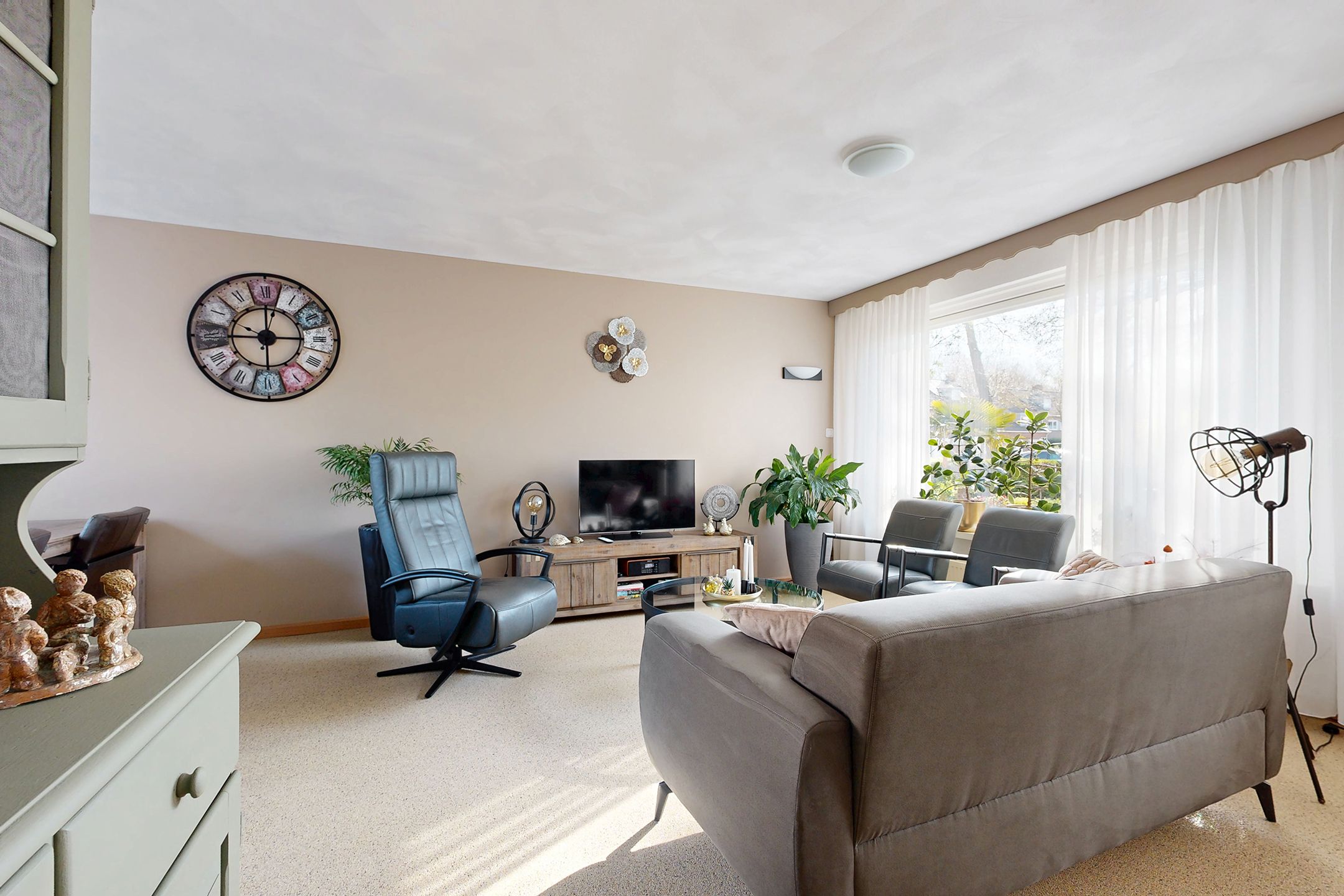 Photo 15 of Van Vlaanderenstraat 35