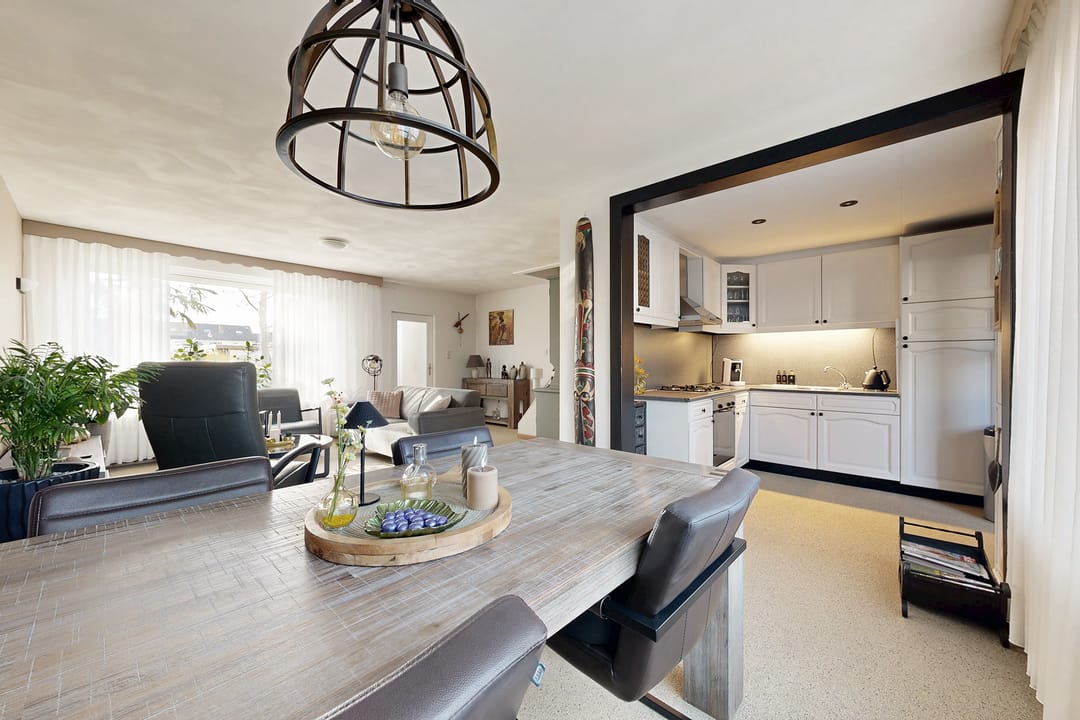 Photo 22 of Van Vlaanderenstraat 35