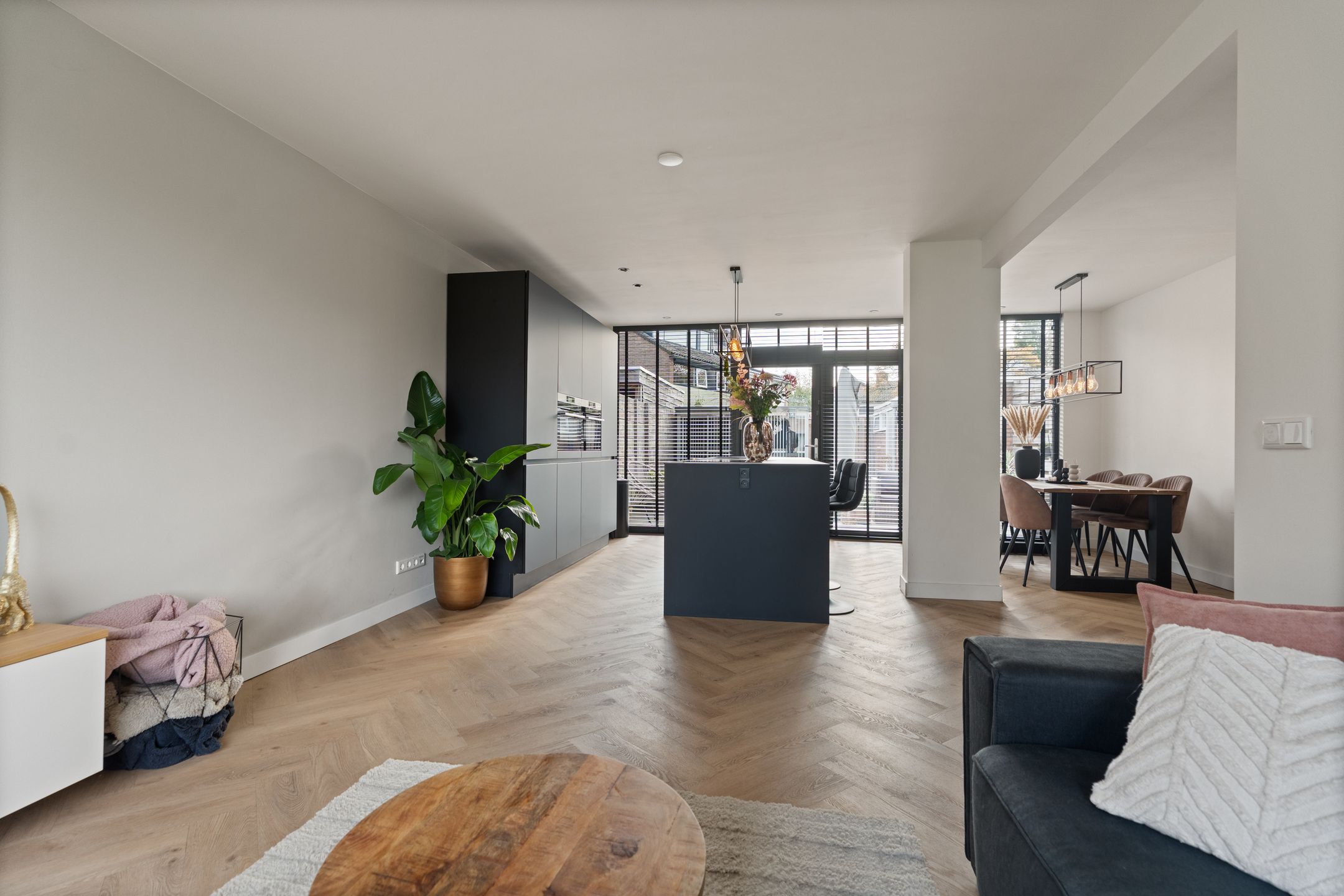 Foto 12 van Mezenlaan 120