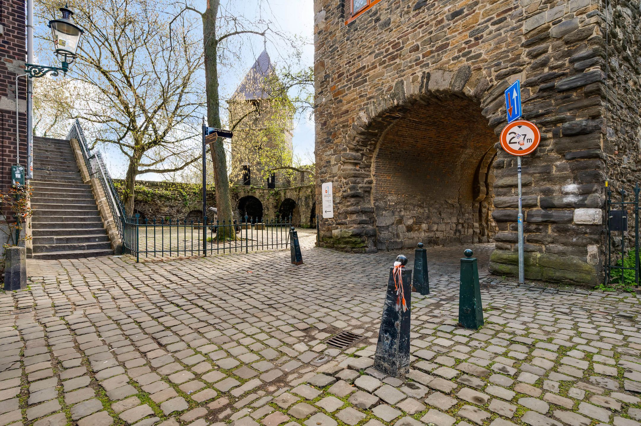 Foto 18 van Onze Lieve Vrouwewal 13