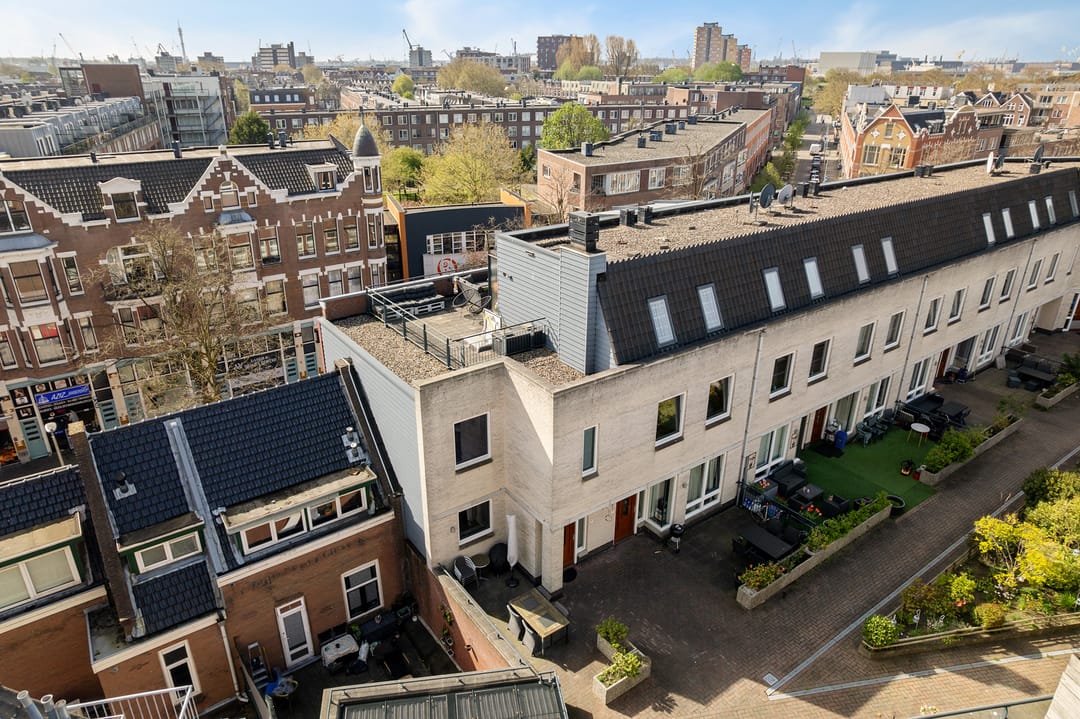 Spacious Maisonnette Apartment with Rooftop Terrace in Delfshaven — 41