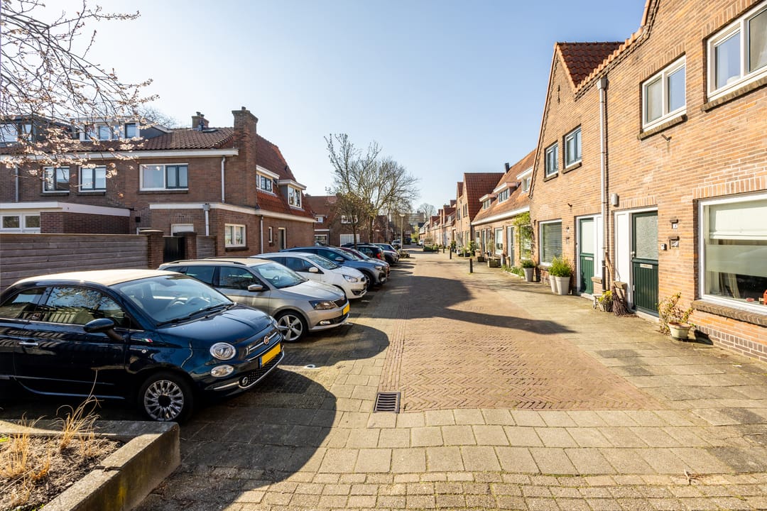 Photo 28 of Vijfherenstraat 18