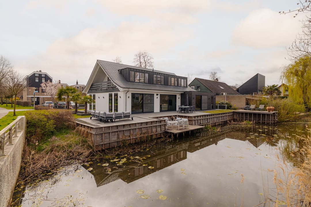 Photo 41 of Turfschip 2