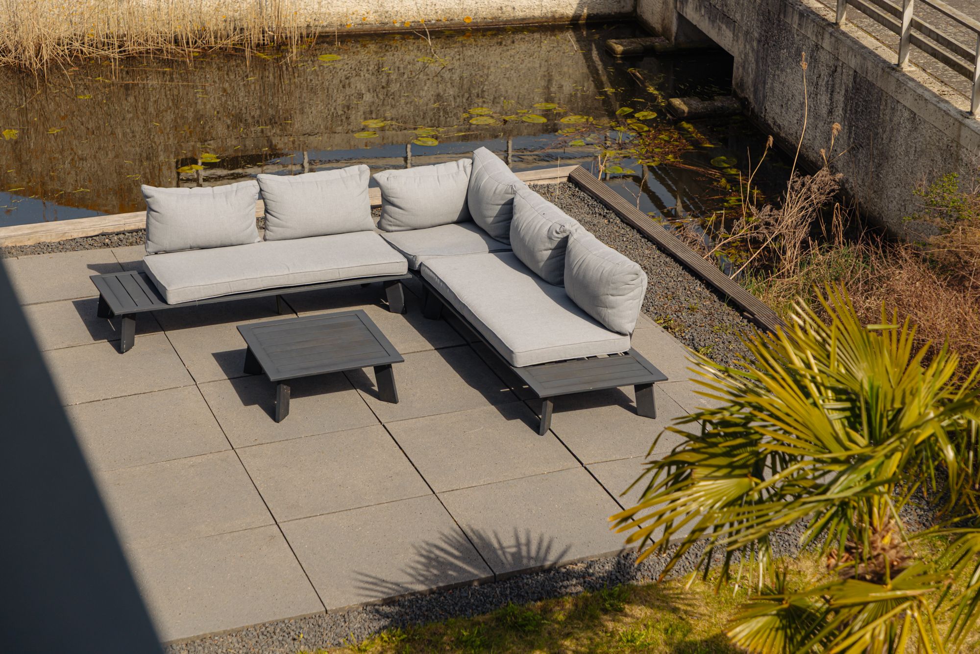 Photo 24 of Turfschip 2