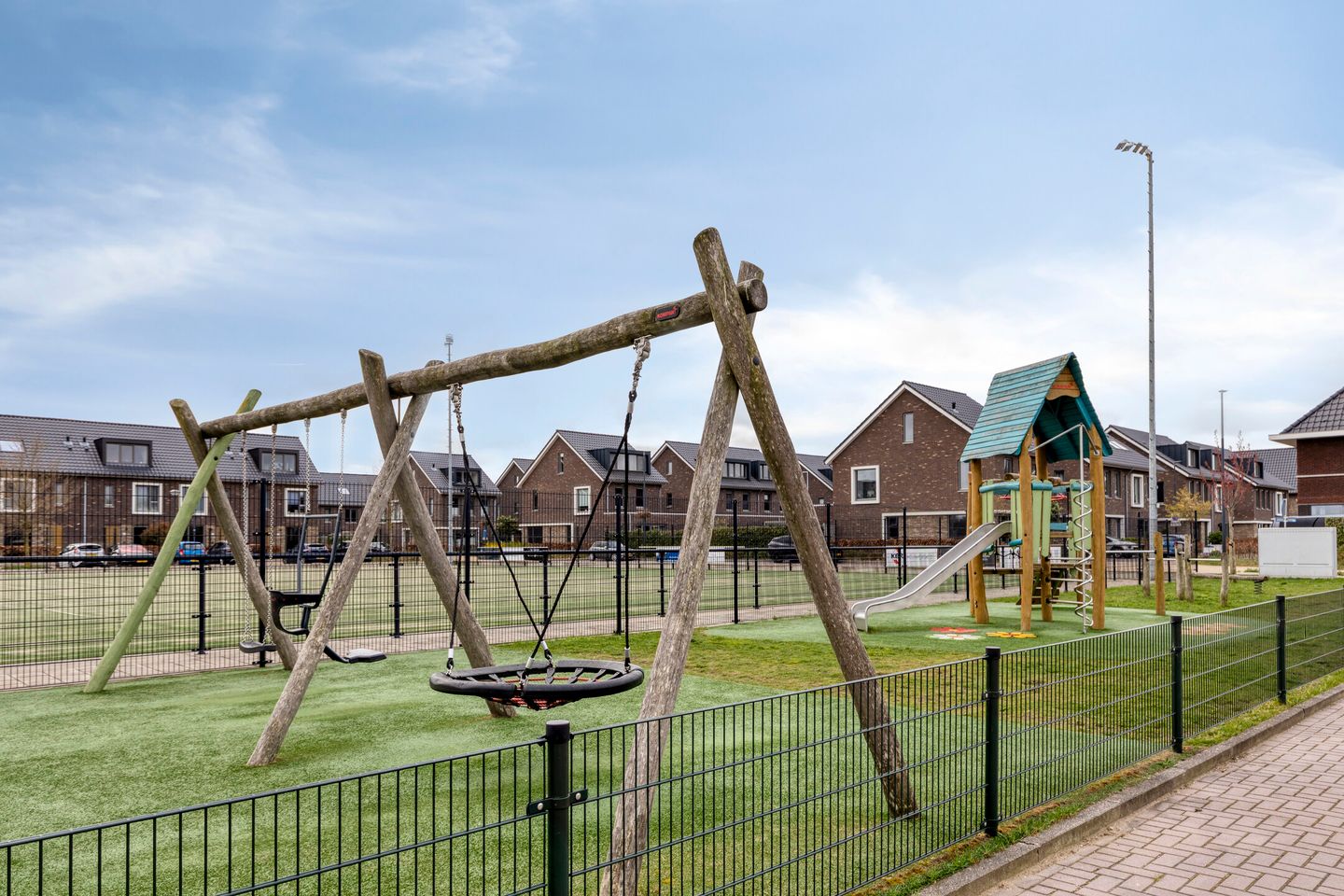 Foto 34 van Leeghwaterstraat 6