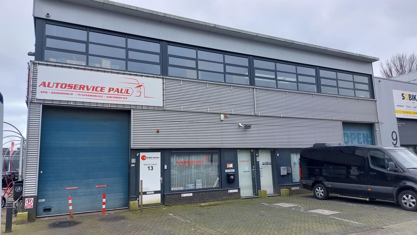 Bekijk foto 1 van Monitorstraat 13