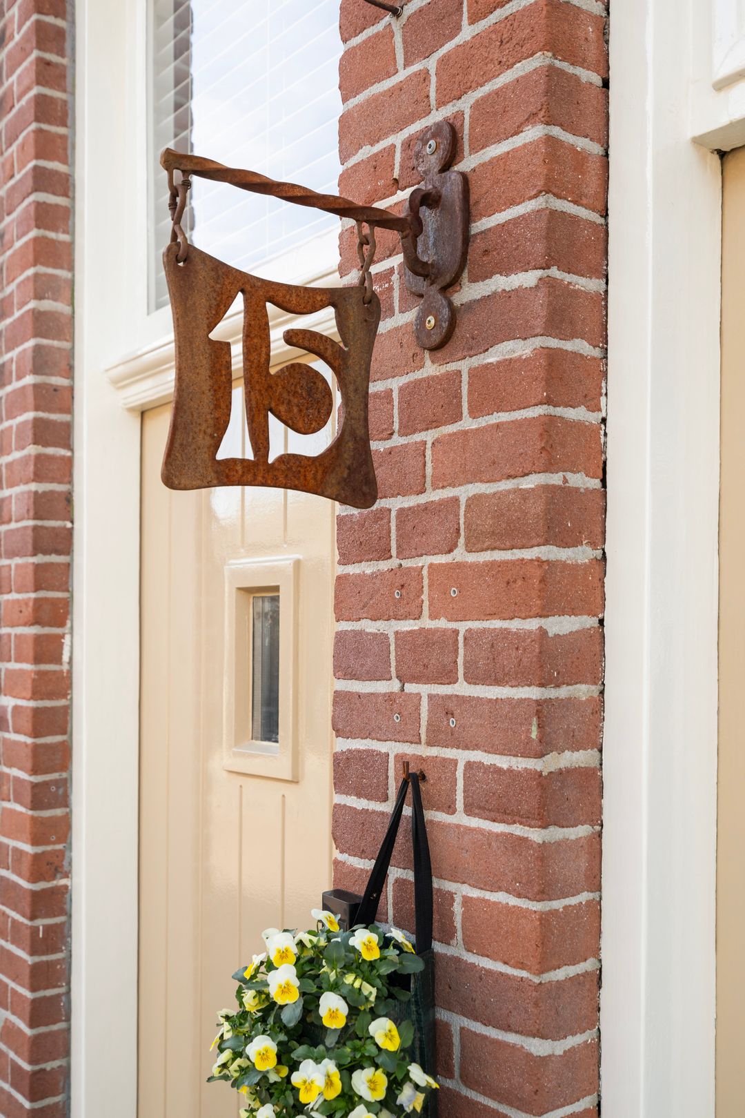 Completely Renovated Terraced House in Quiet Dead-End Street Near Dordrecht City Center — 7
