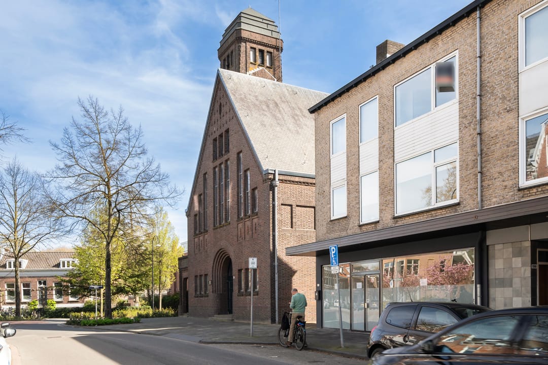 Completely Renovated Terraced House in Quiet Dead-End Street Near Dordrecht City Center — 43