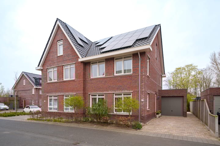 Stormzeil 27 main image