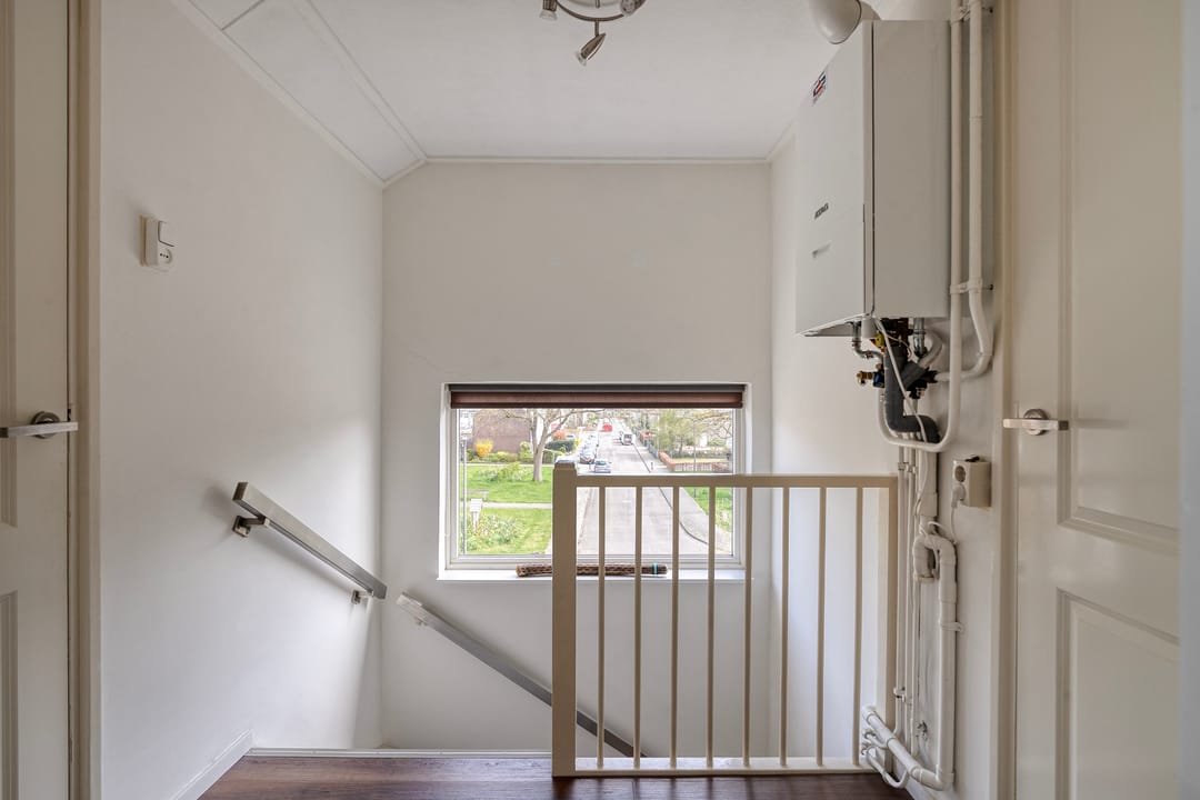 Spacious Maisonnette with Large Rooftop Terrace in Dieren — 26