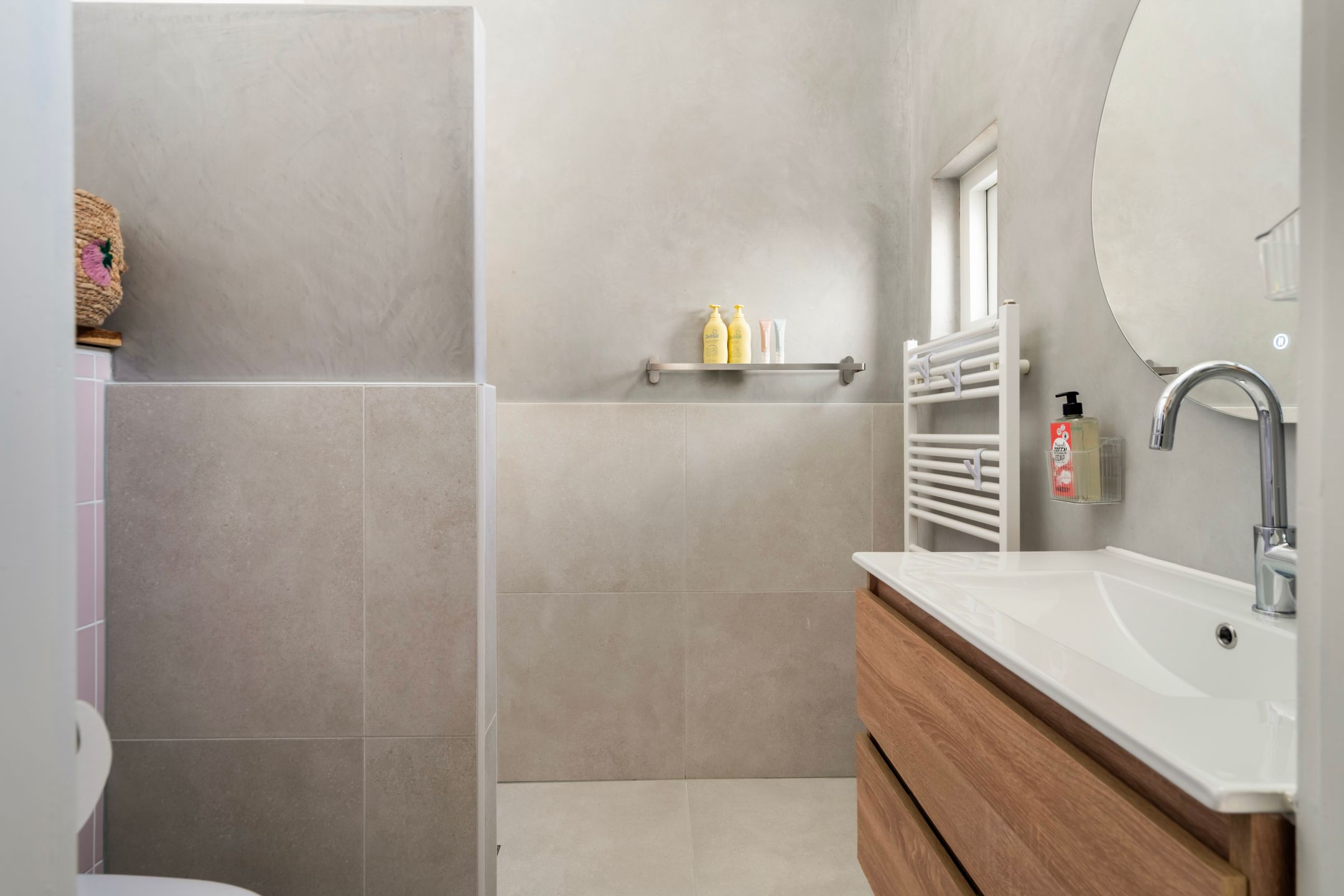 Completely Renovated Terraced House in Quiet Dead-End Street Near Dordrecht City Center — 21