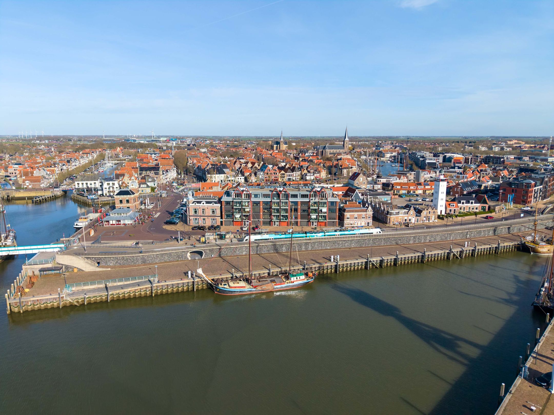 Foto 12 van Willemskade 5