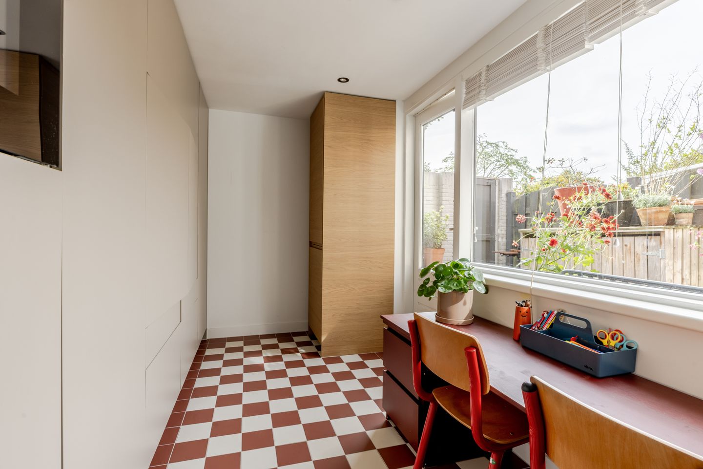 Foto 10 van Elzenplein 60