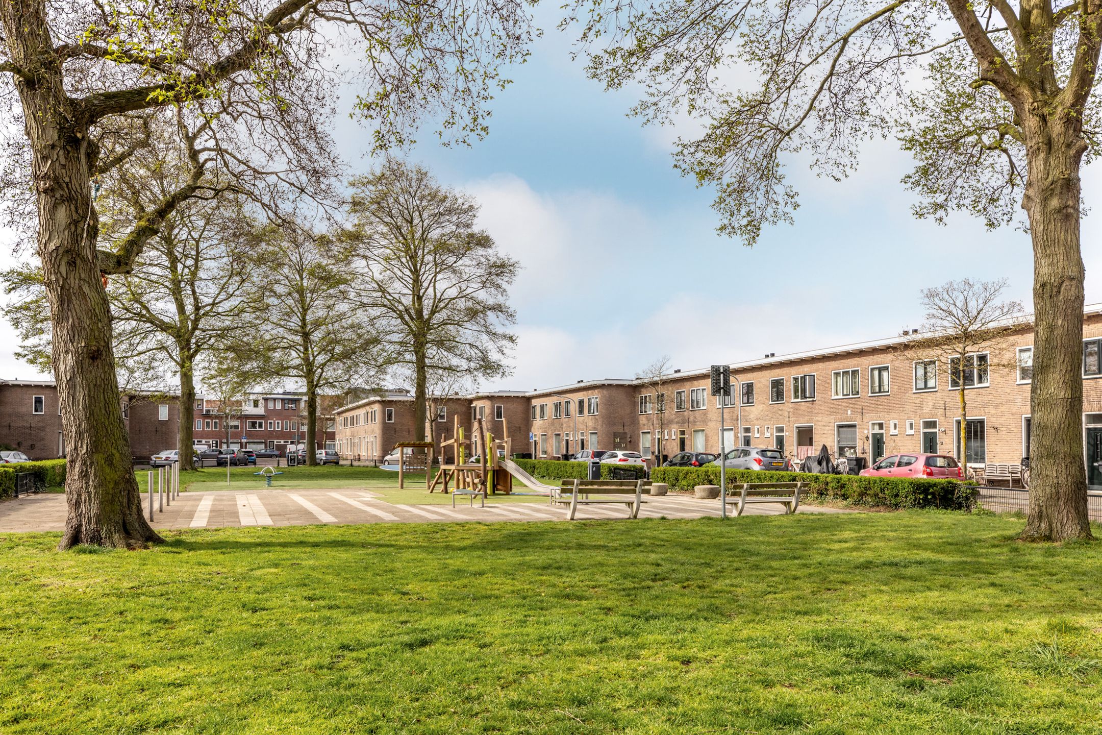 Foto 21 van Elzenplein 60