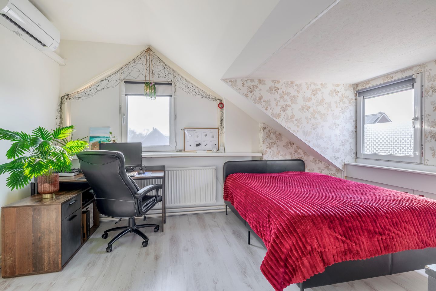 Foto 35 van Nachtegaallaan 8