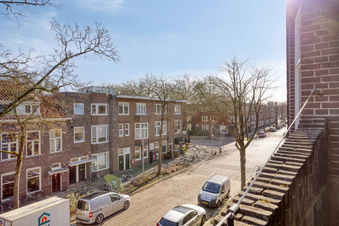 Photo 11 of Koninginnelaan 24-B