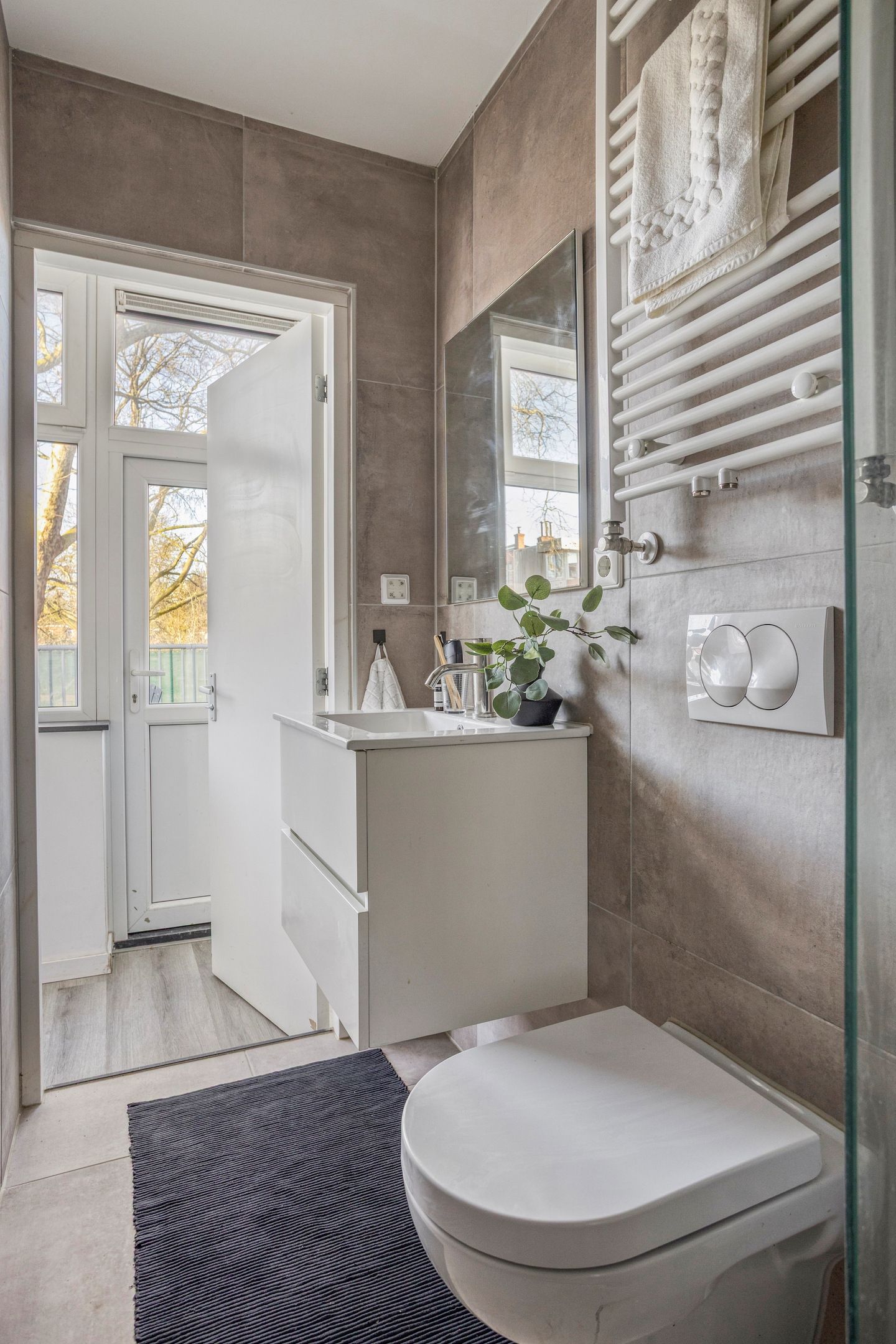 Photo 20 of Koninginnelaan 24-A