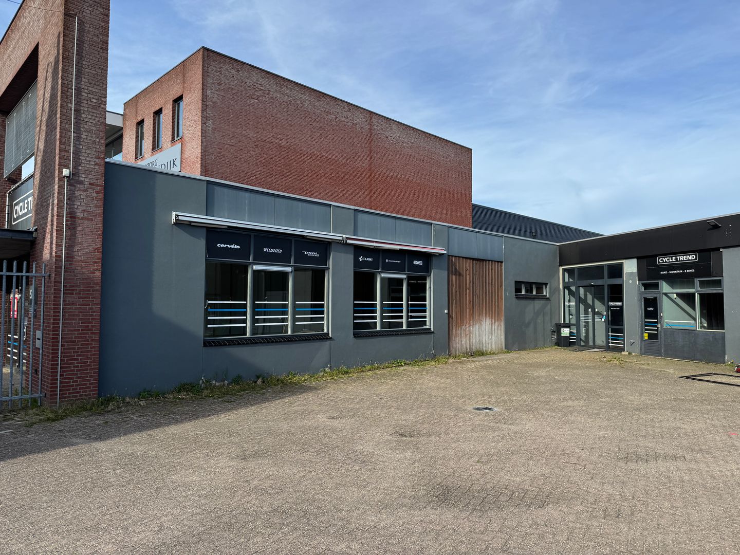 Bekijk foto 4 van Duivendijk 5-A