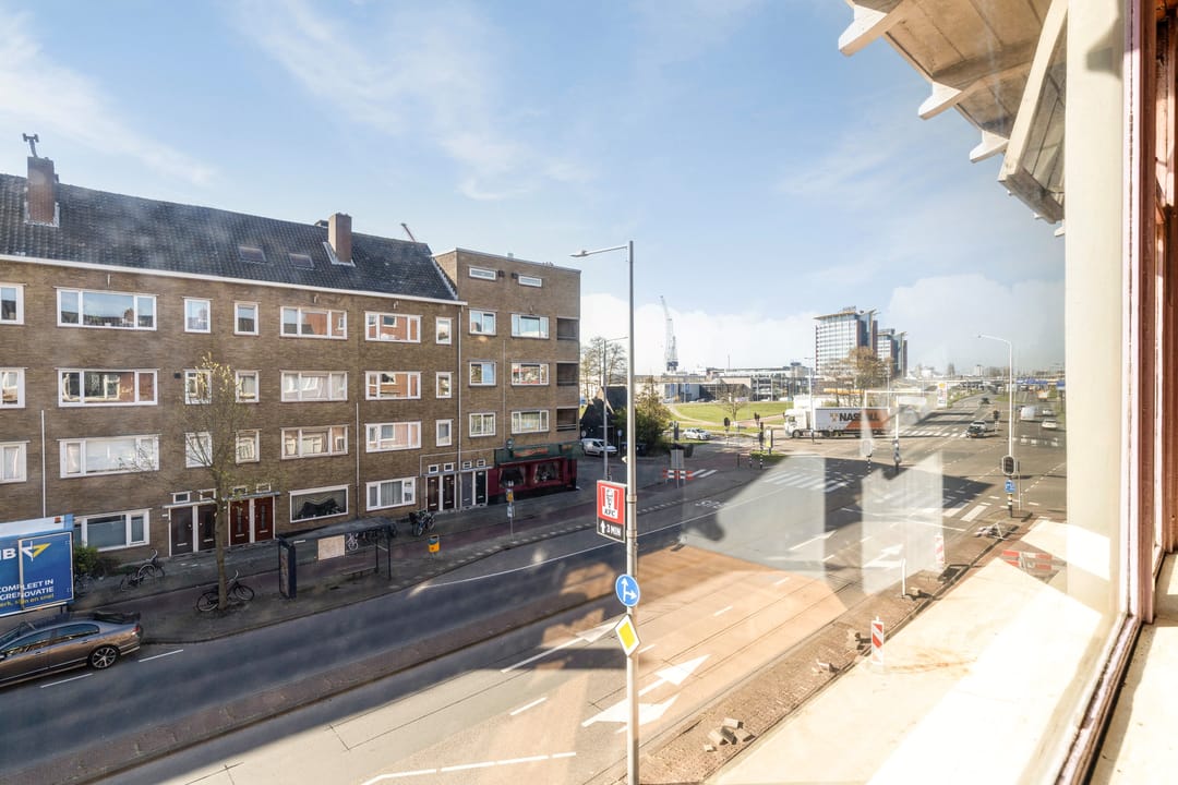 Photo 11 of Burgemeester Knappertlaan 270-A