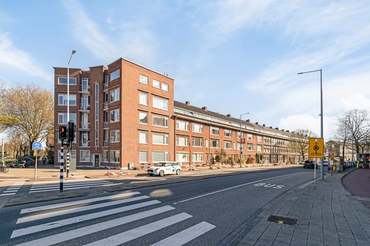 Photo 2 of Burgemeester Knappertlaan 270-A