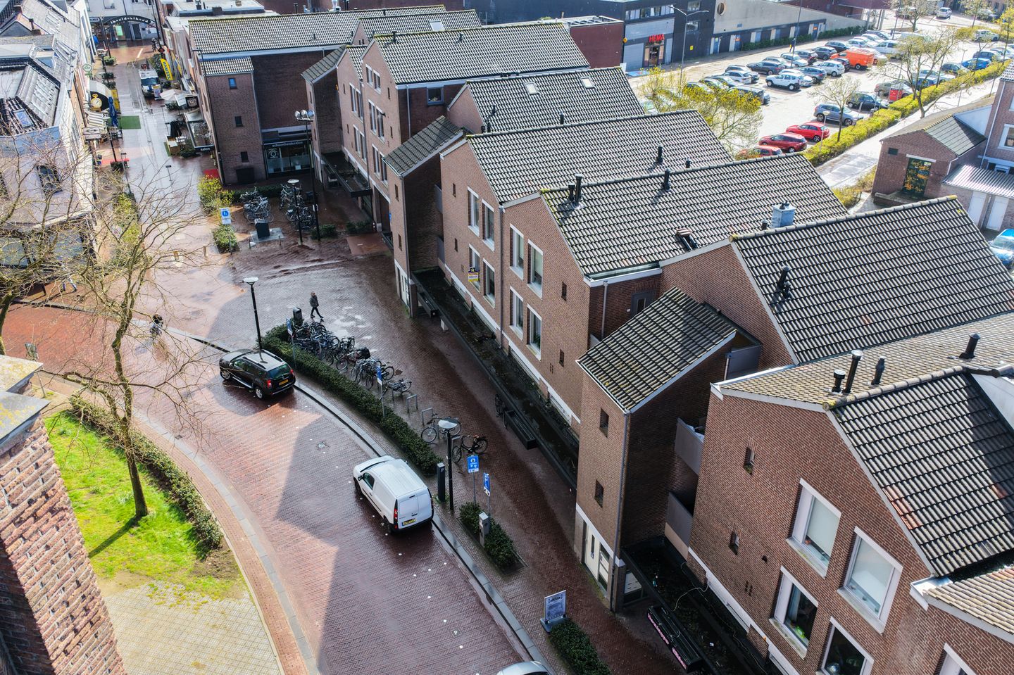 View photo 3 of Kerkstraat 56