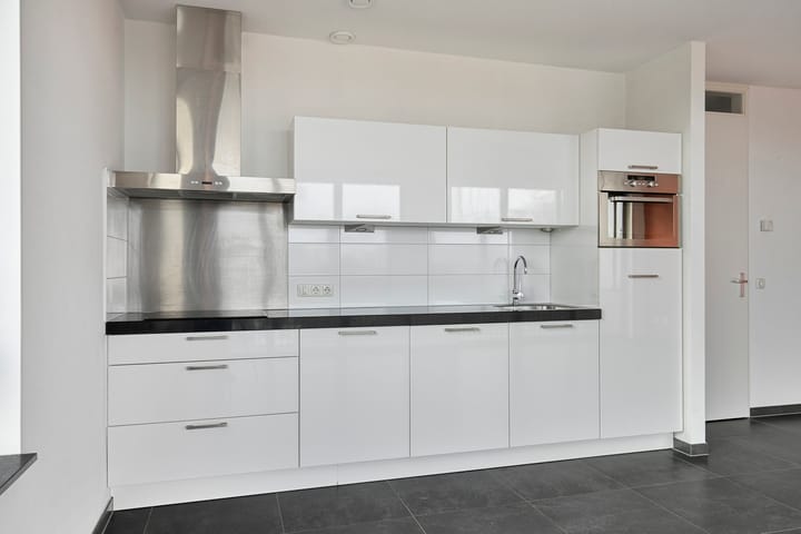 Photo 3 of Wethouder Schuurmanslaan 22-B