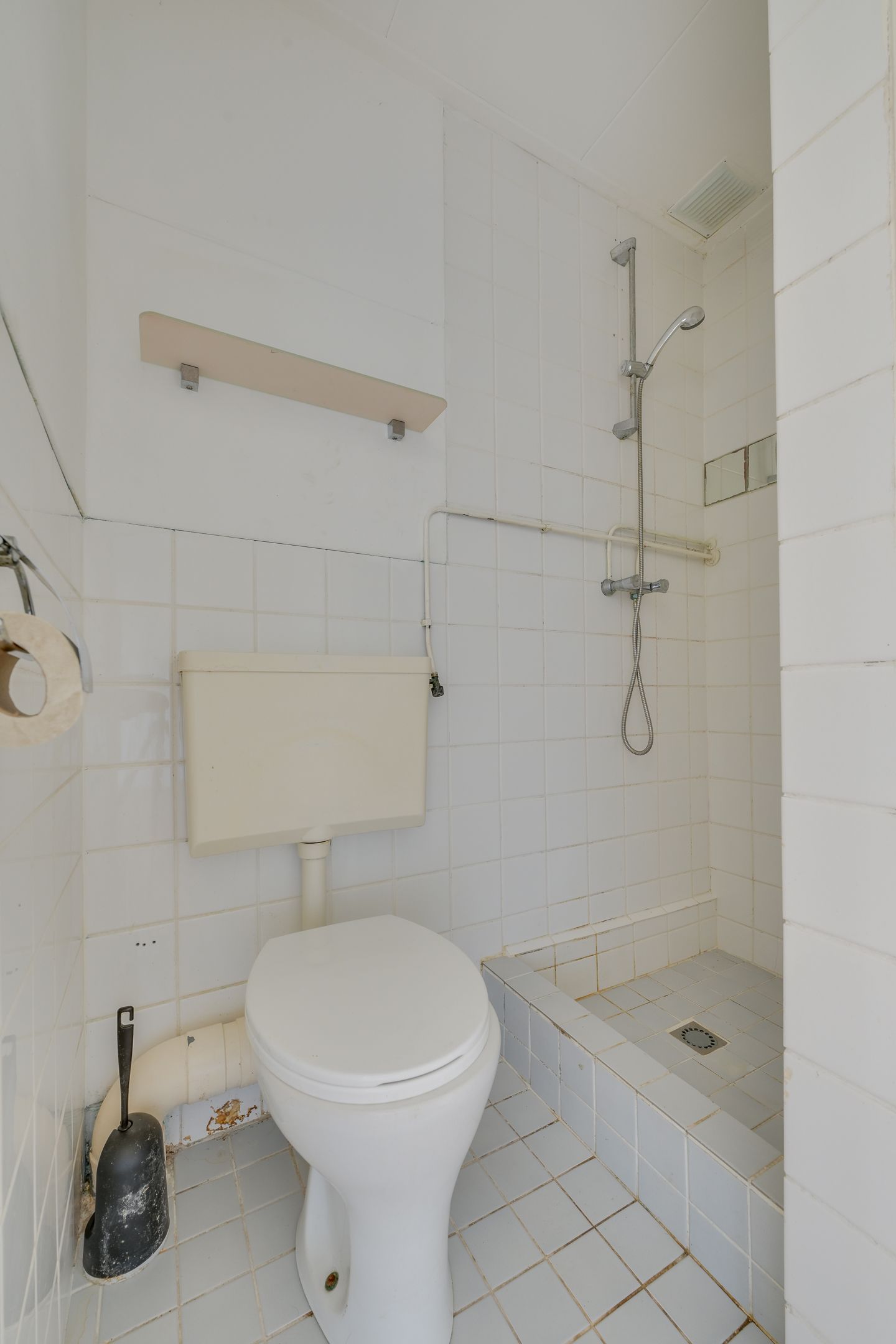 Renovation Opportunity Near Castricum Dunes and Beach — 35