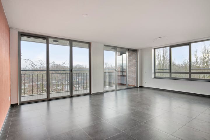 Photo 2 of Wethouder Schuurmanslaan 22-B