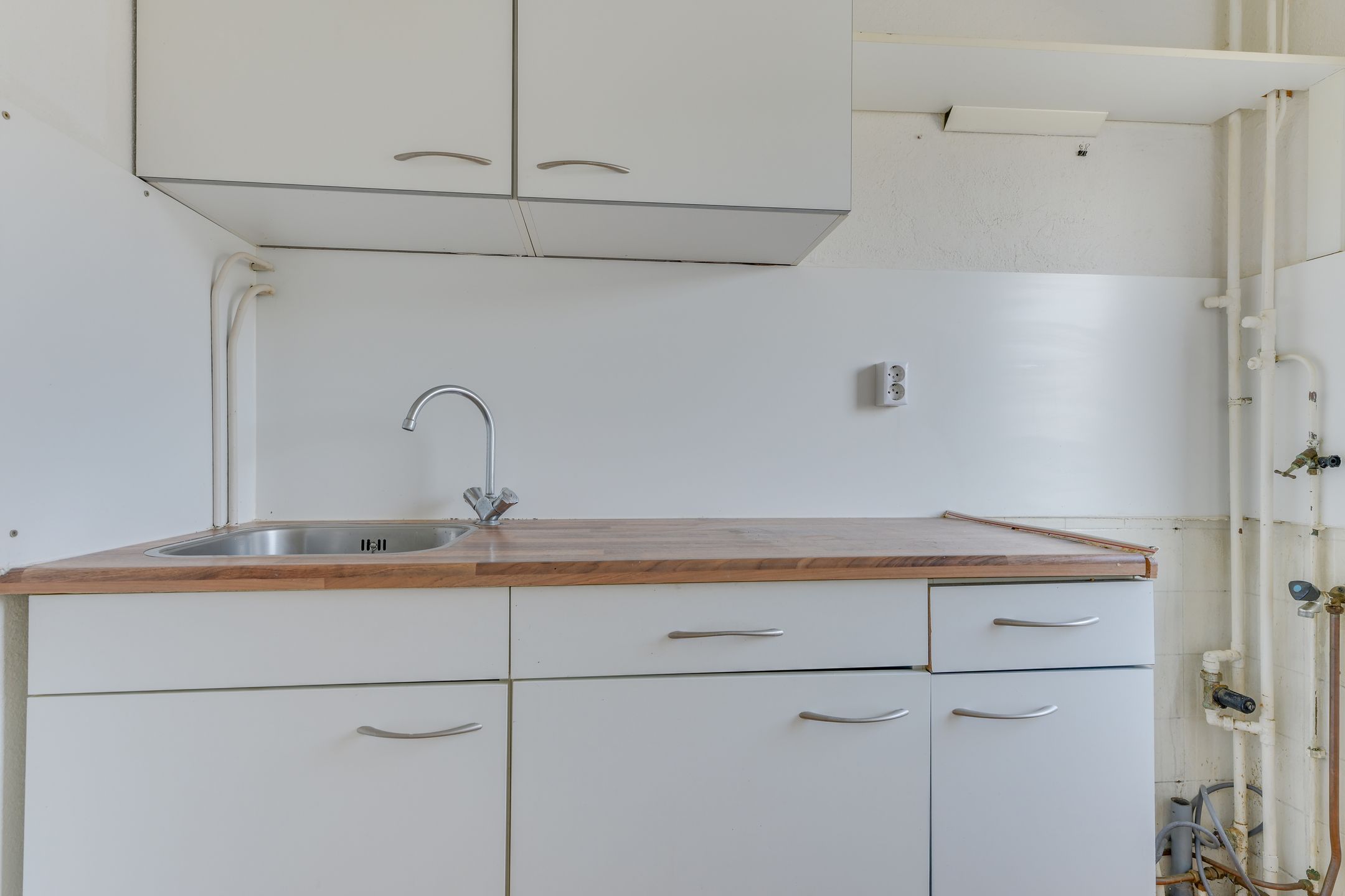 Renovation Opportunity Near Castricum Dunes and Beach — 33