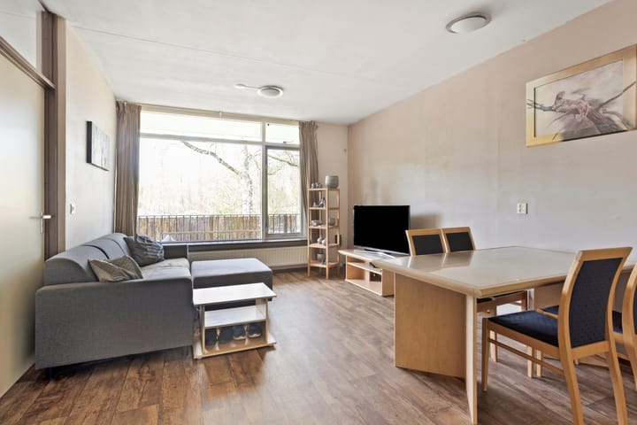 Foto 2 van Juralaan 136