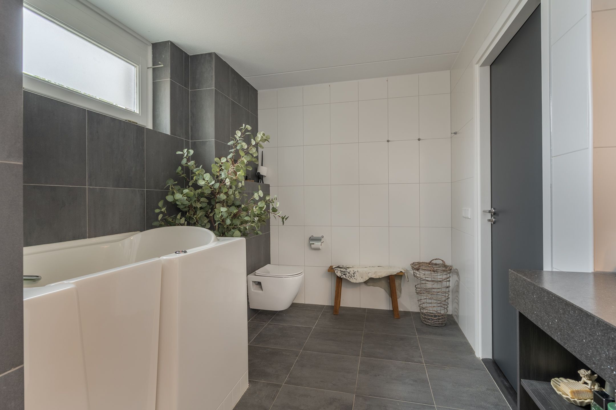 Foto 15 van Hortensiastraat 8-A