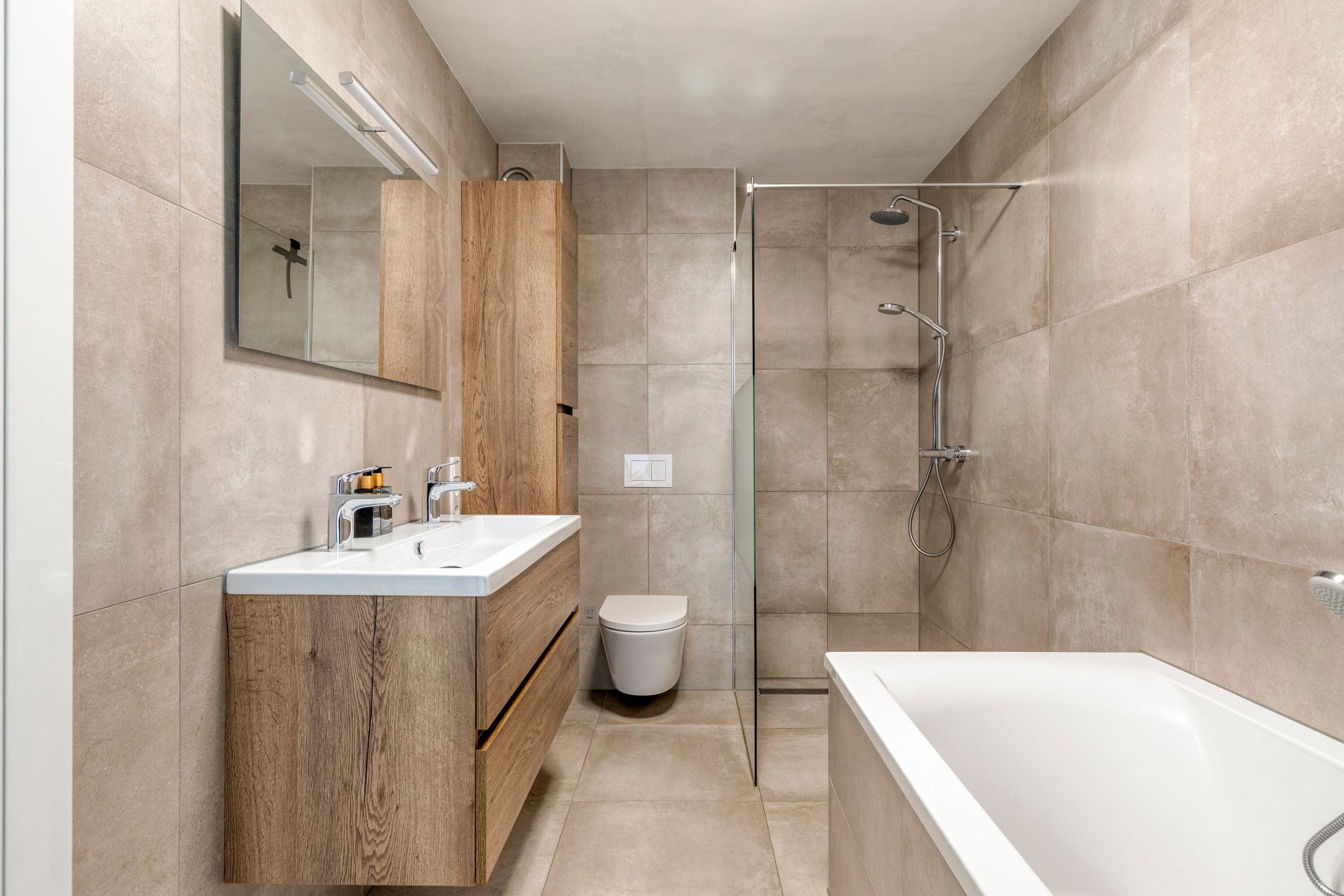 Foto 3 van Sassenheimstraat 9