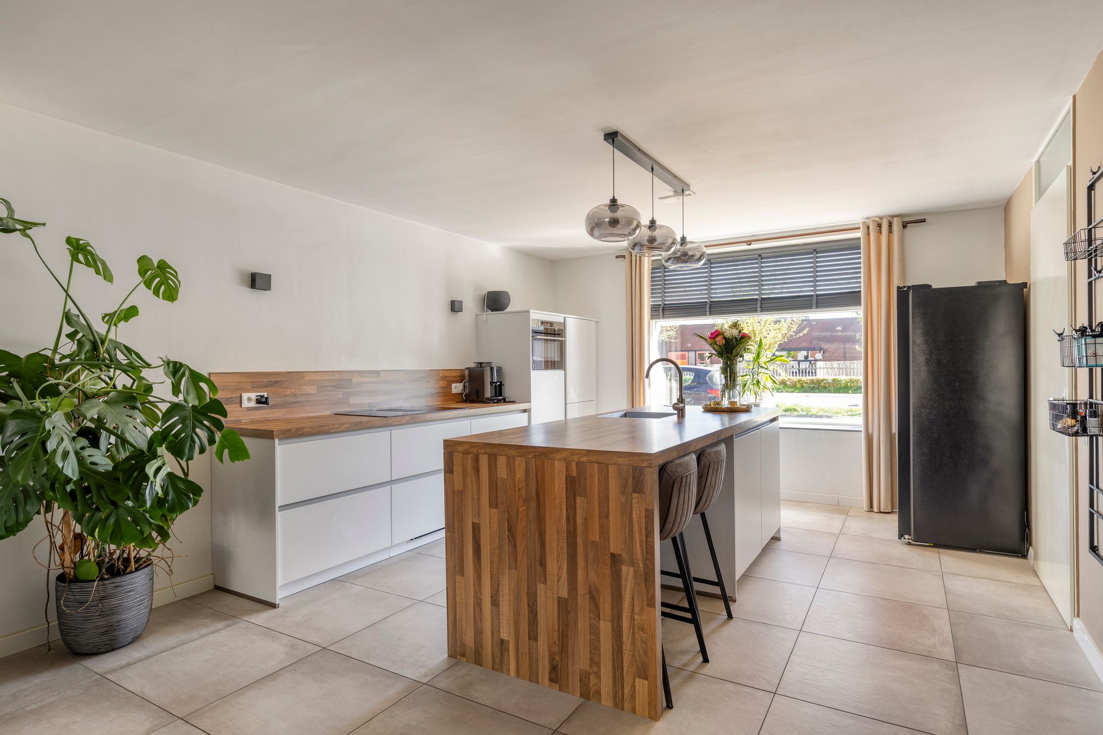 Foto 12 van Sassenheimstraat 9